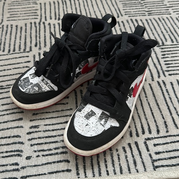 Nike Kids Air Jordan - Picture 1 of 5